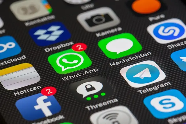 Guide d'Achat pour Bloguer sur les Réseaux Sociaux