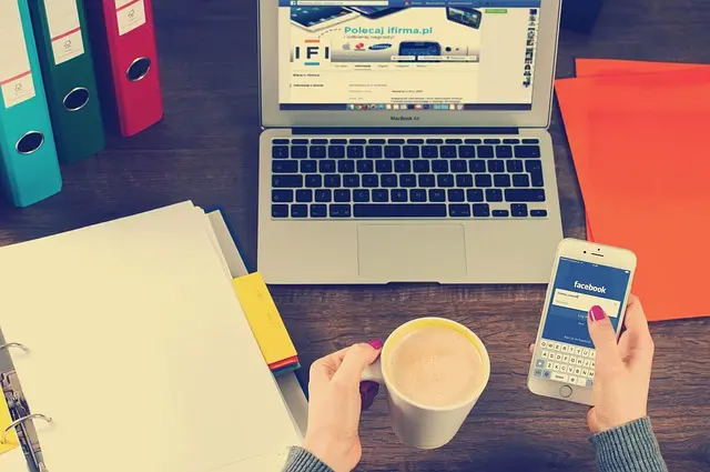Guide d'achat templates réseaux sociaux avec un budget optimisé